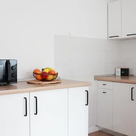 Pampas Apartment Split
